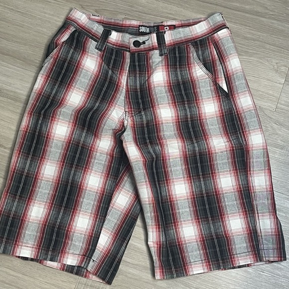 Southpole Other - Y2K Southpole Mens Size 32 (Fits 31) Red White Plaid Baggy Shorts